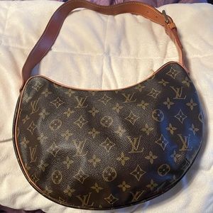 Authentic Louis Vuitton Croissant MM